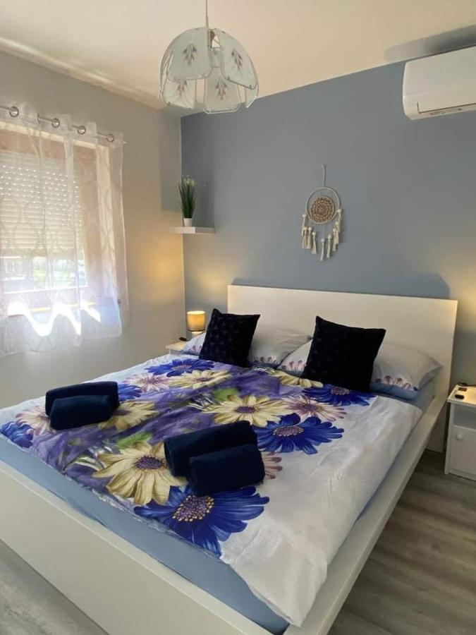 Helena Apartman แชร์สเซกโตไม ภายนอก รูปภาพ
